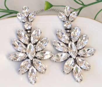 What earrings To Wear With An Evening Gown